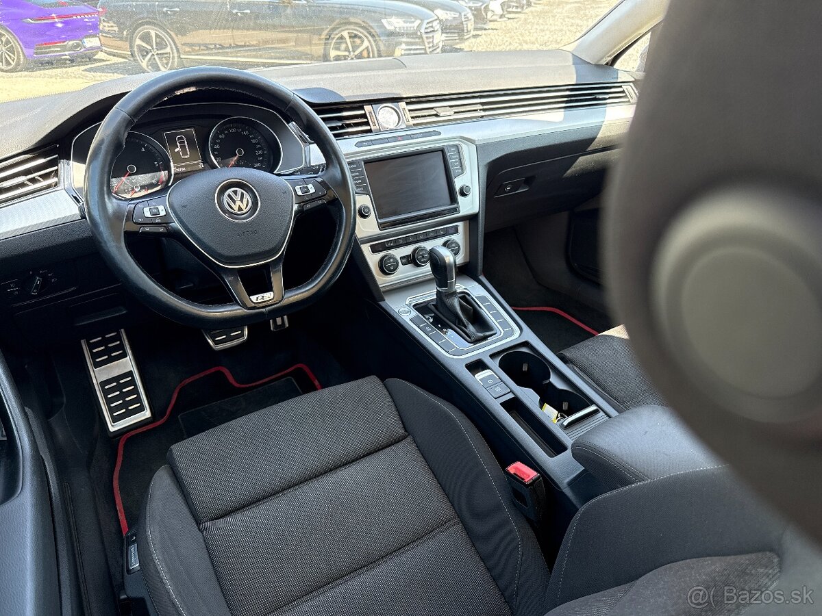 Volkswagen Passat Variant 2.0 TDI BMT Highline DSG - 16
