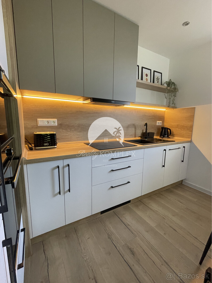 Reality KOMPLEX s.r.o., Vám ponúka na Prenájom 2-izbový byt - 16