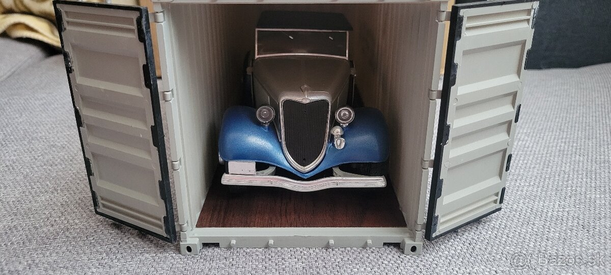 Predam kontainerovy naves v mierke 1/20 - 16