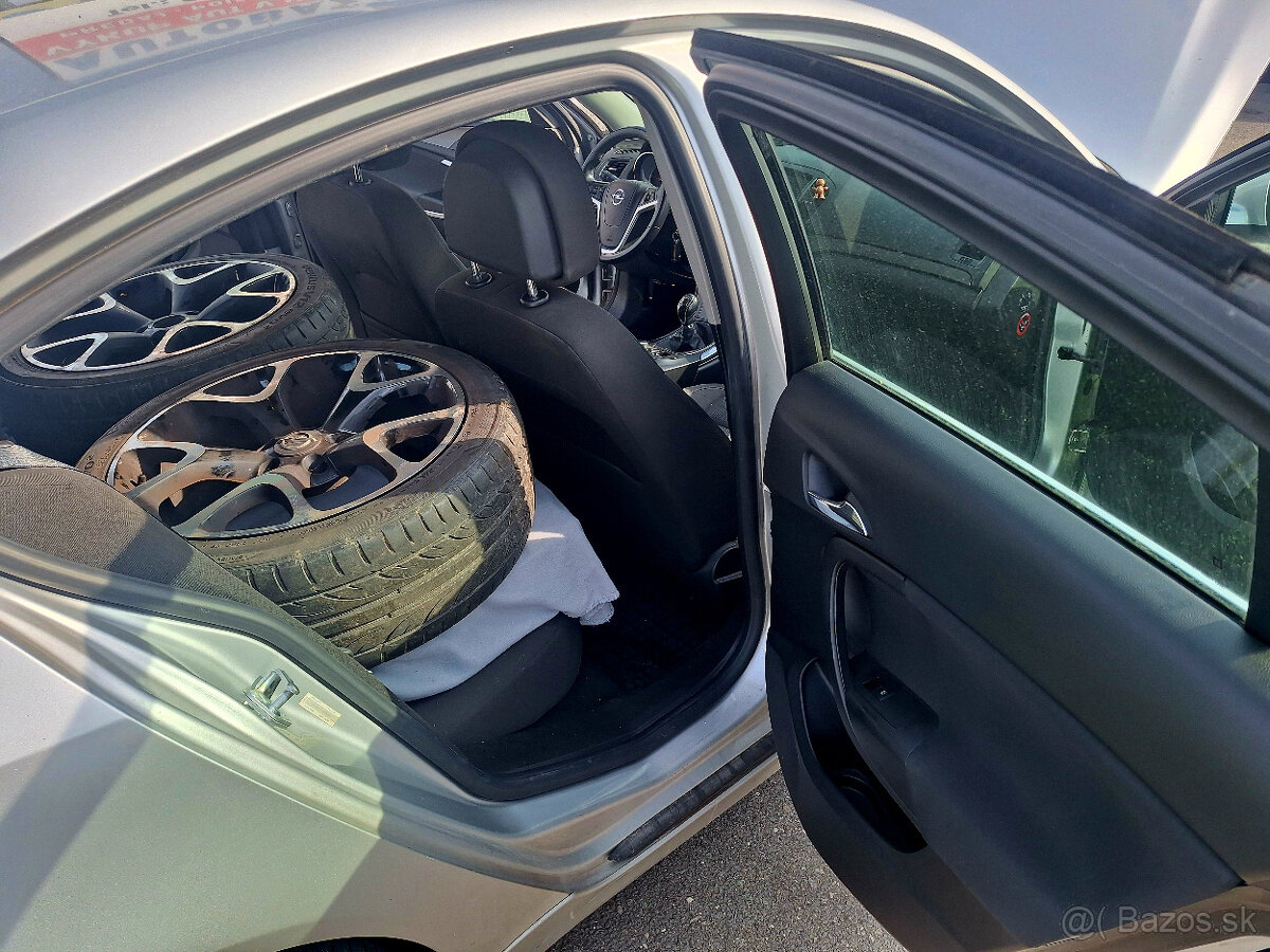 Opel Insignia ST 2.0 CDTI 130k Sport - 16