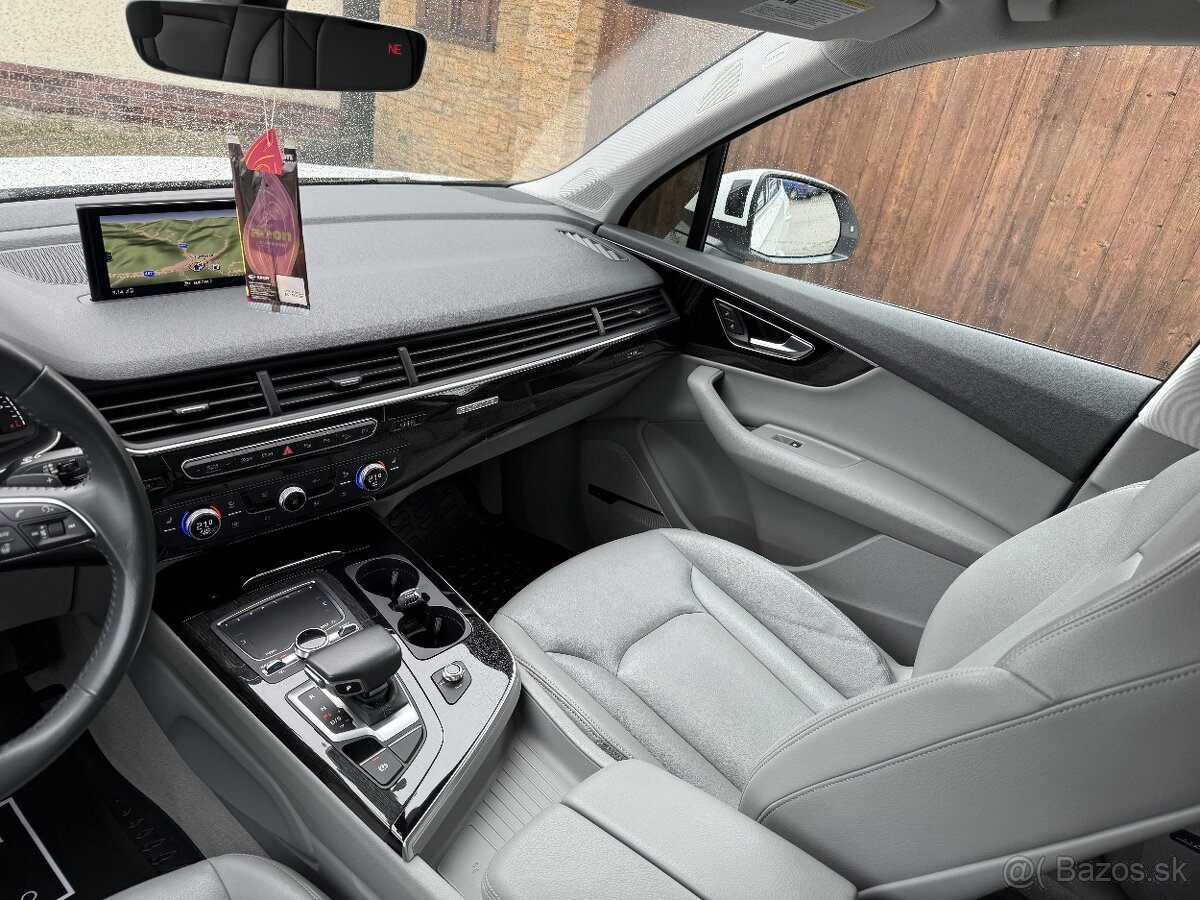Audi Q7 3,0 4L QUATTRO - 16