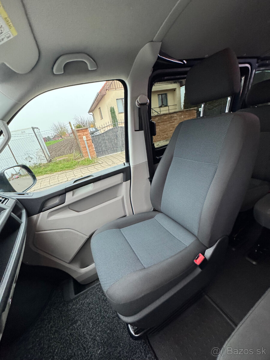 Volkswagen T6 Transporter 8 miestny - 16