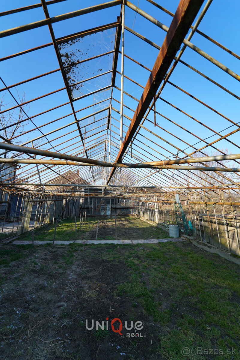 NA PREDAJ RODINNÝ DOM V KAMENIČNEJ - 16