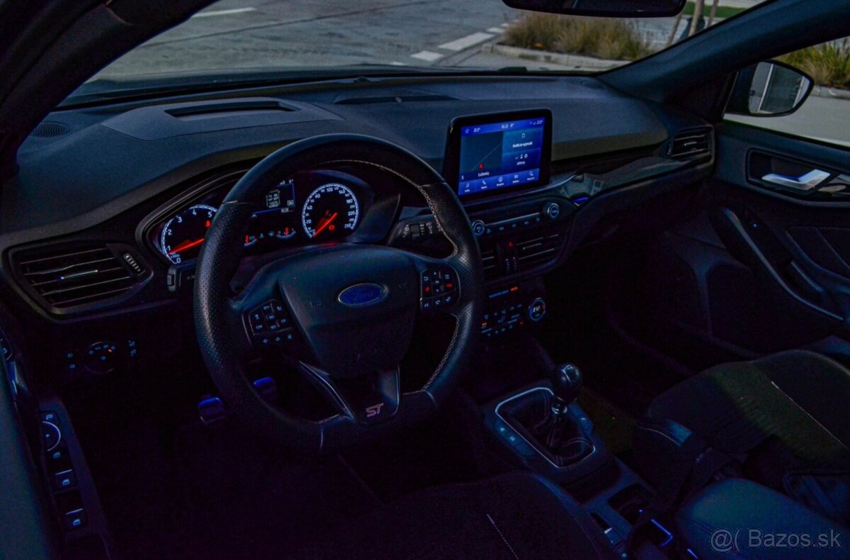Ford Focus ST 2.3 - 16