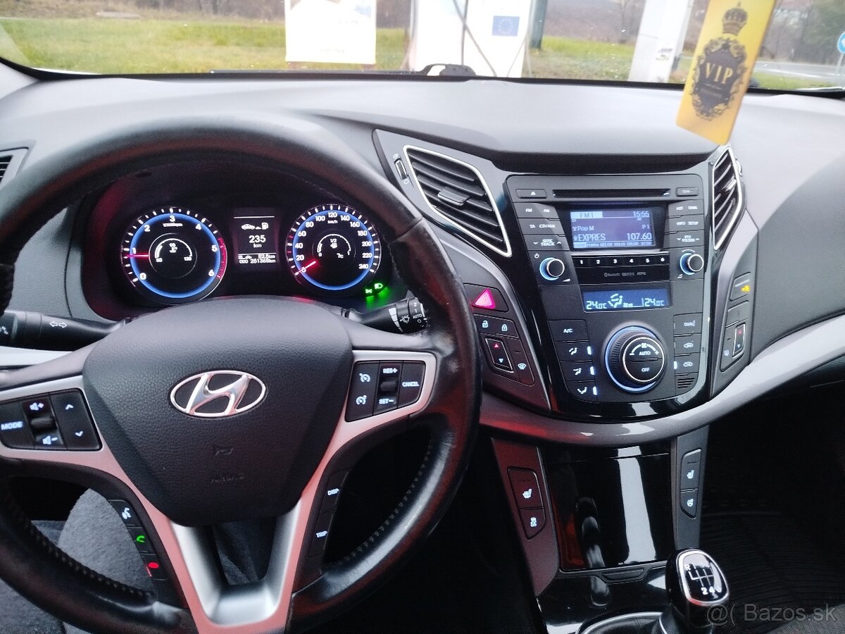 Hyundai i40, 1.7CRDi, sedan, model 2015 - 16