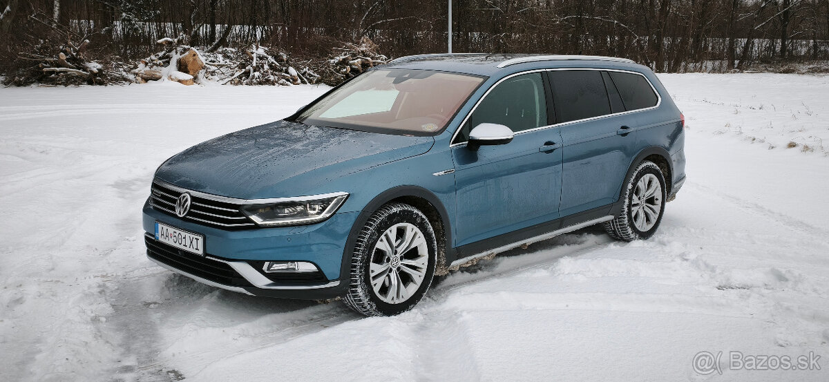 VW Passat Alltrack - 16