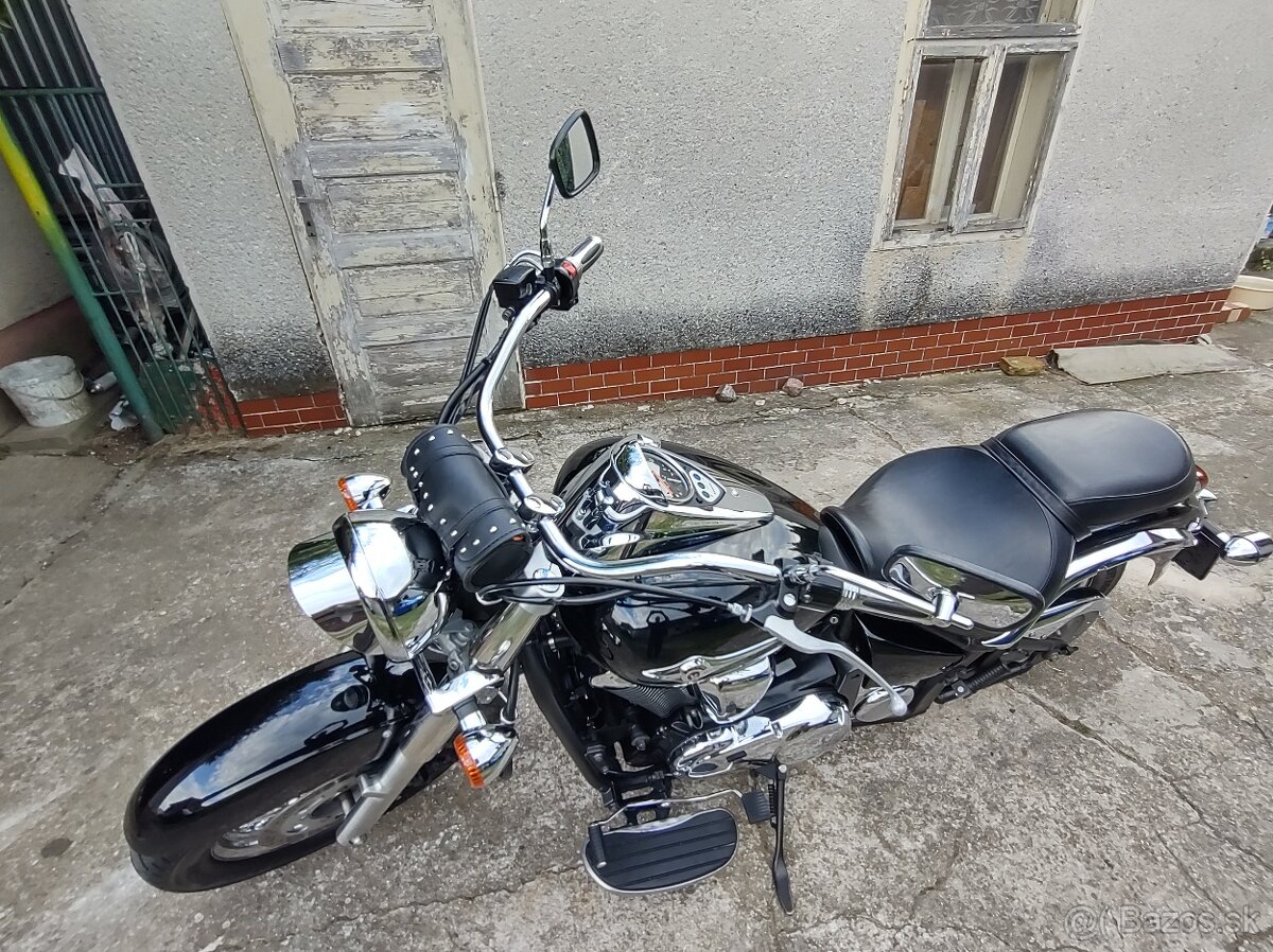 Kawasaki VN900 VULKÁN CLASIC - 16