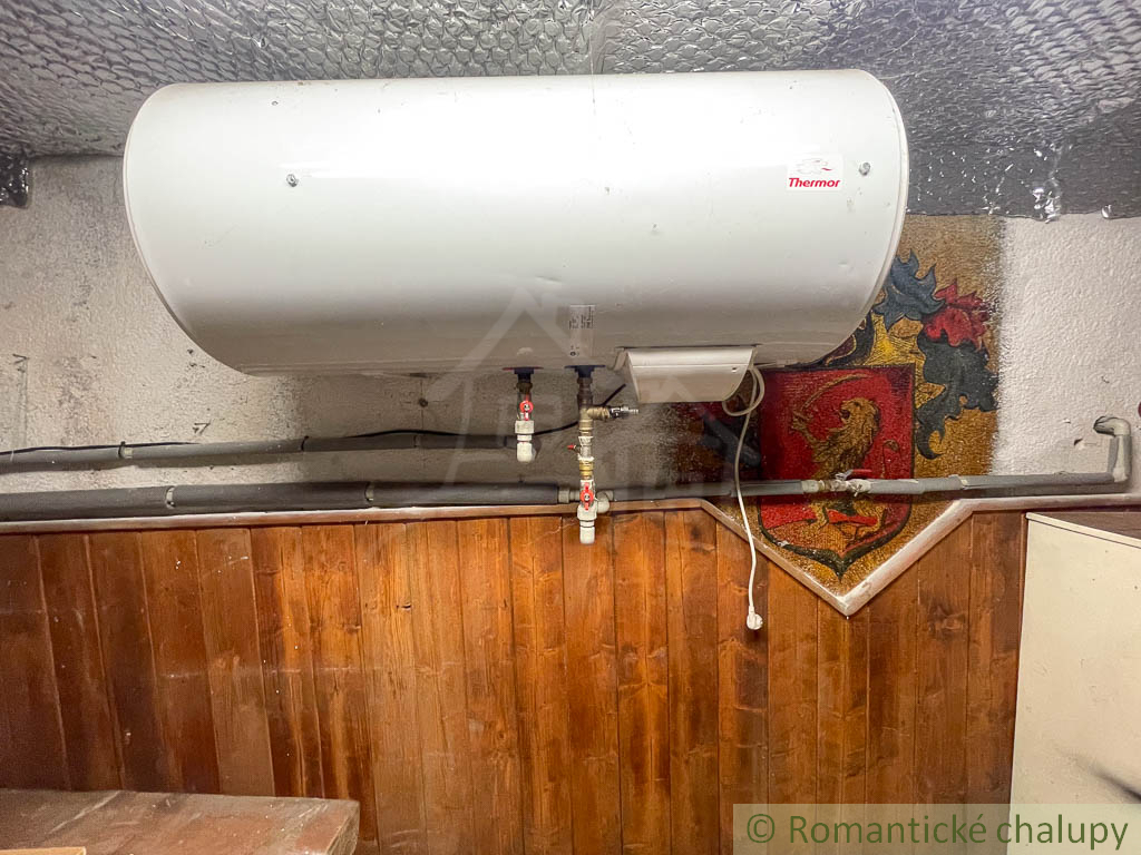 Zrekonštruovaná celoročne obývateľná chata pri Zvolenskej - 16