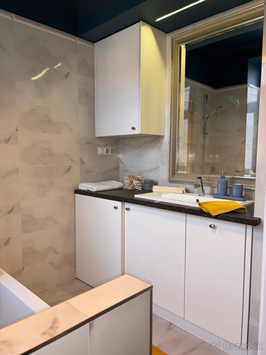 Nadštandardný 2-izbový byt v centre mesta - 16