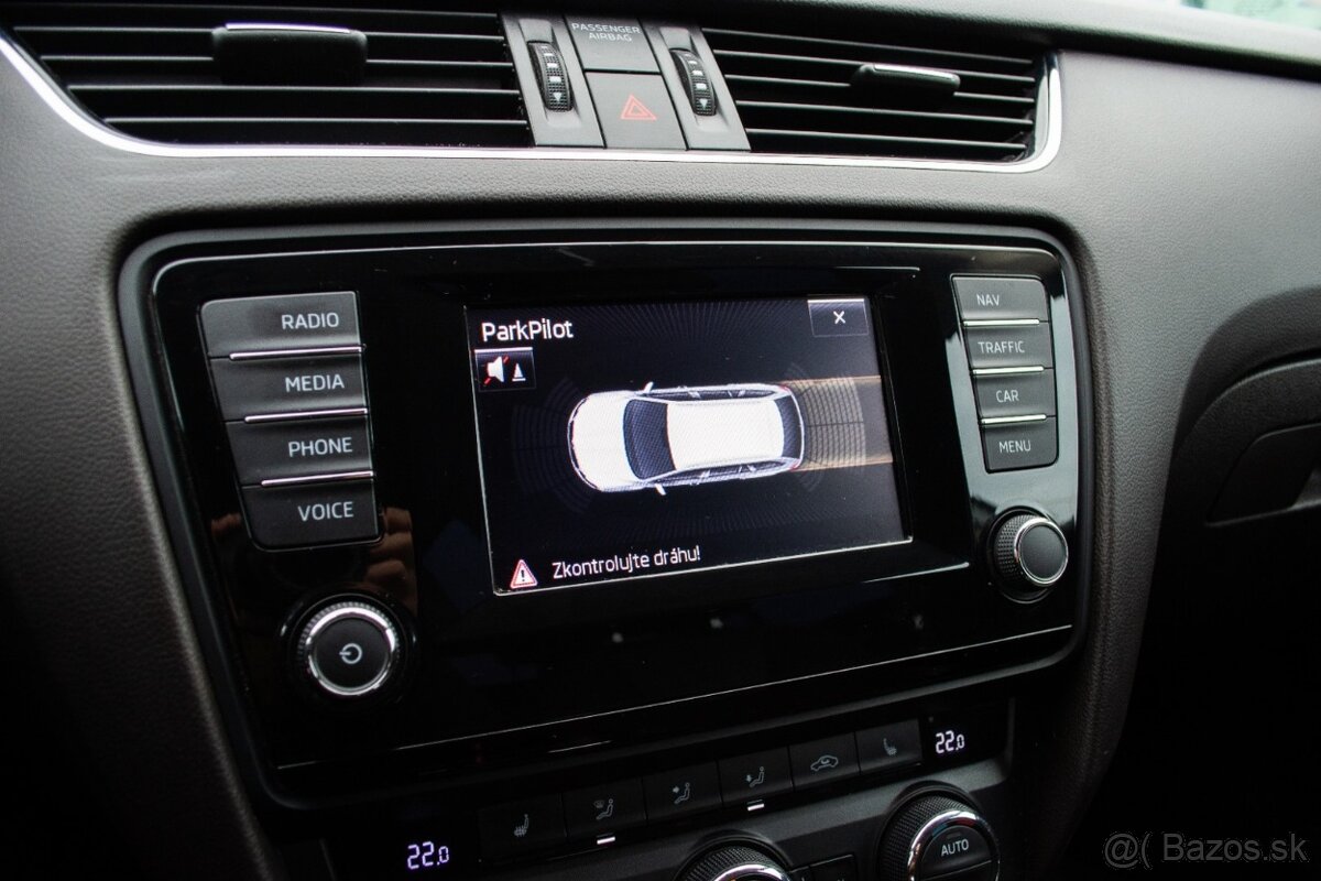 Škoda Octavia 3 combi 2.0 tdi LK DSG - 16