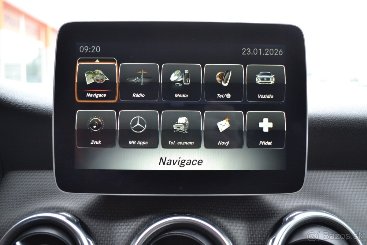 Mercedes-Benz GLA 200d A/T - 16