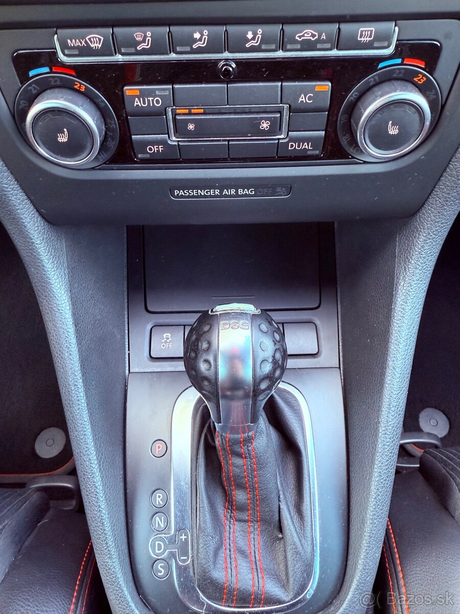 Volkswagen Golf 6 GTI DSG adidas edition SWISS - 16