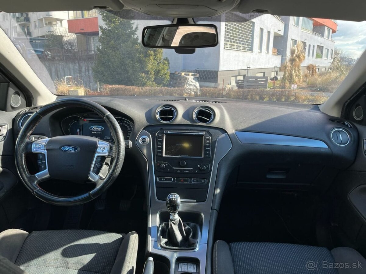 Ford Mondeo 2.2TDCi - 16