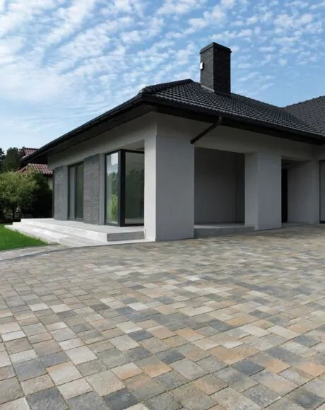 Pokládka zamkovej dlažby,výstavba plotov a ine práce - 16