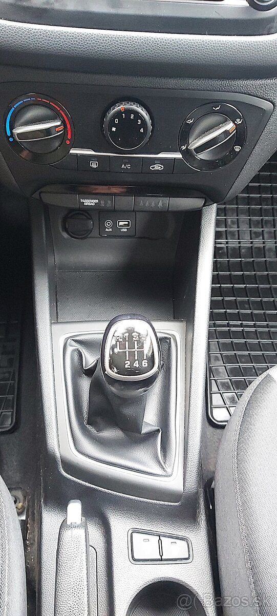 Hyundai I20 ACTIVE, benzín 1.4 , Nebúrané SK auto - 16