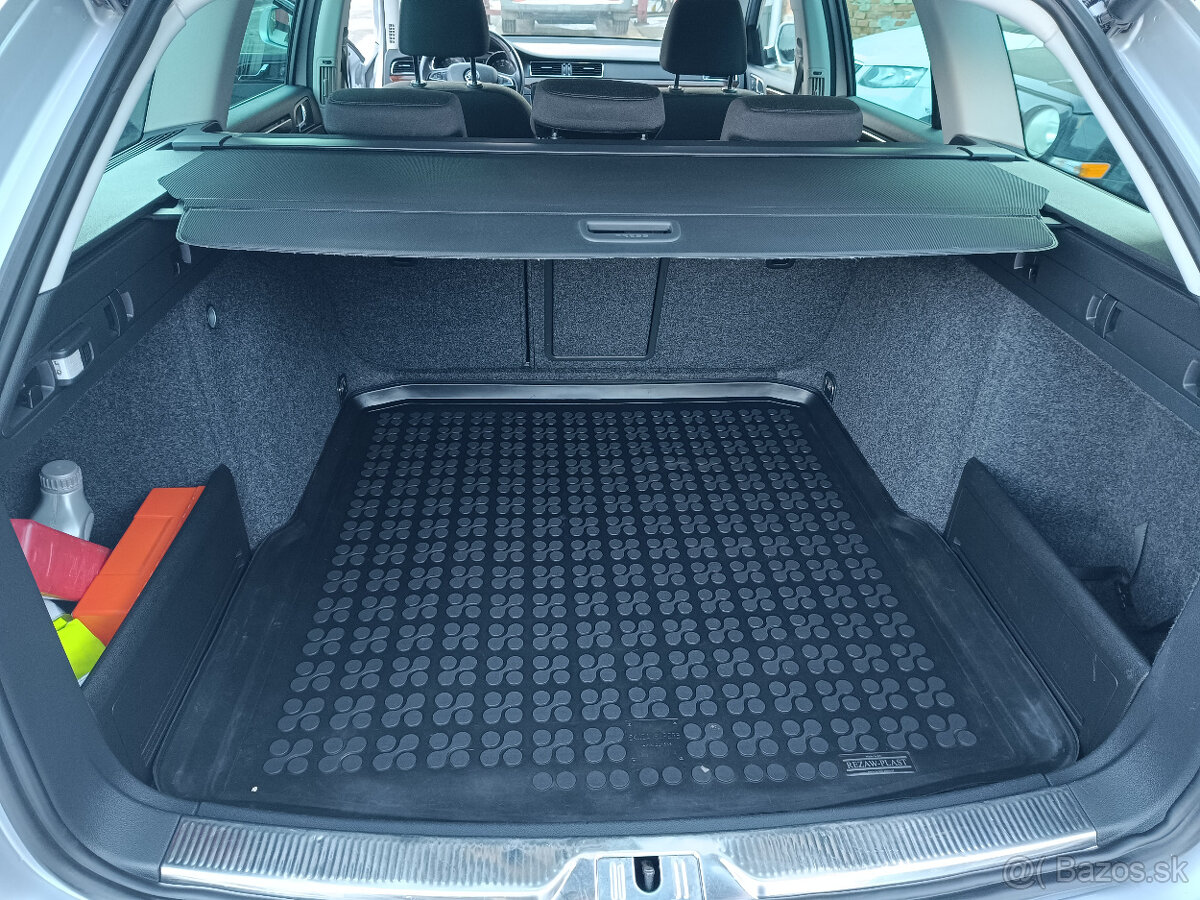 Škoda Superb 2,0 tdi combi, 170 PS, 4X4, DSG, r.v.2013 - 16