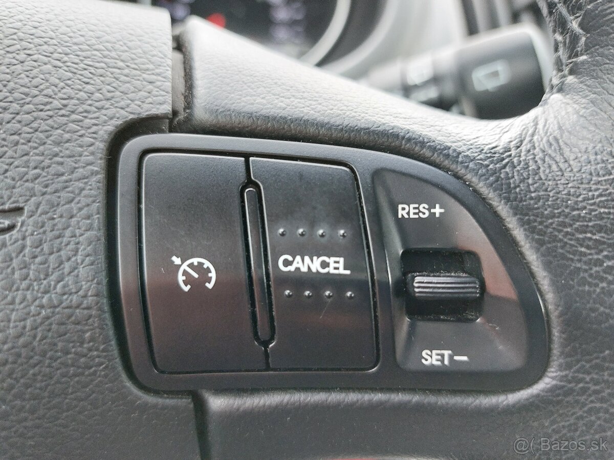 Kia Sportage 2.0 CRDi 4WD Gold - 16