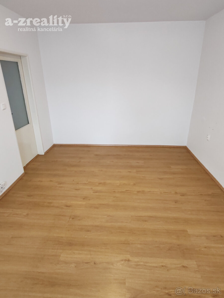 Rodinný dom na predaj v Komárne - 16