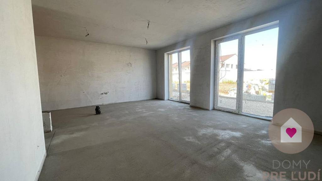 Krásny NOVÝ RD so záhradkou - POSLEDNÝ voľný , GALANTA, Kúpe - 16