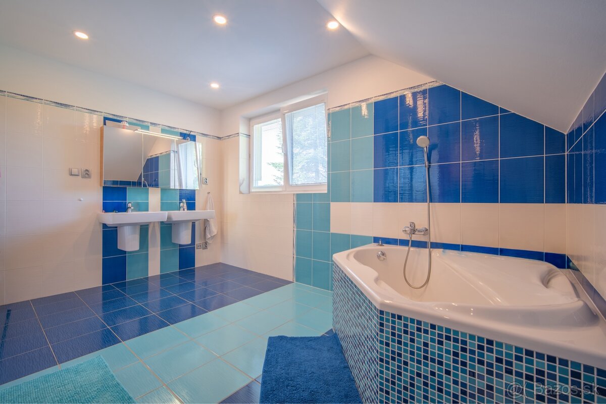 PREDAJ 6 izbový dom 192 m2, pozemok 607 m2, Dunajská Lužná - 16