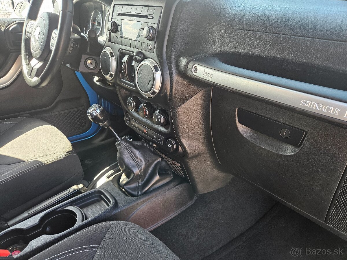 JEEP WRANGLER UNLIMITED RUBICON 3.6i V6 - 16