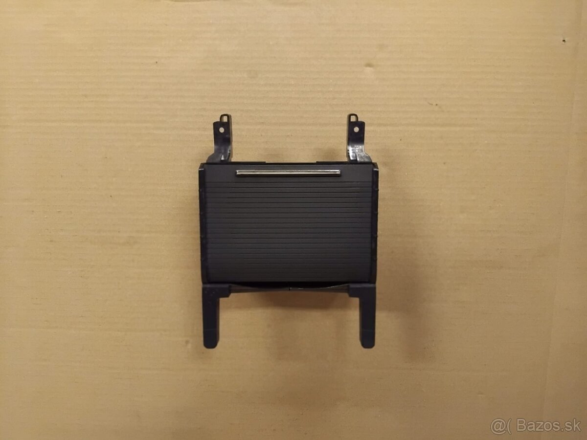 rozpredám interiér Superb 3 - 16