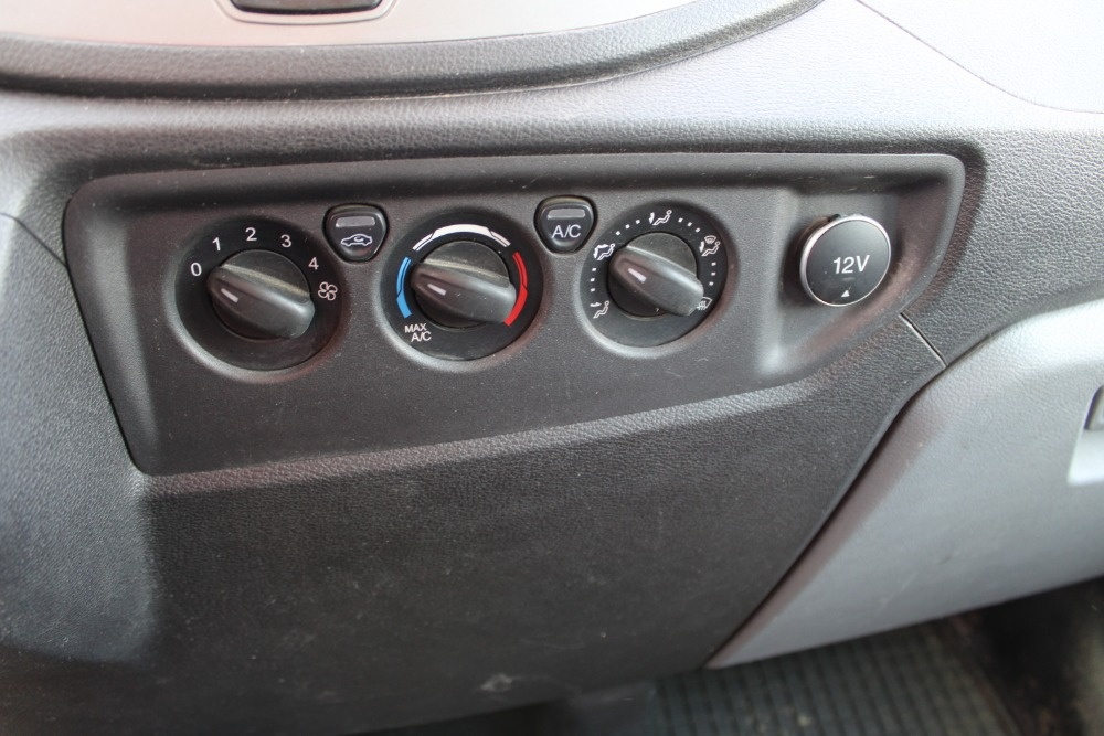 Ford Transit, 350L 2,0TDCI 7míst 3stranný sklápěč tuplák - 16