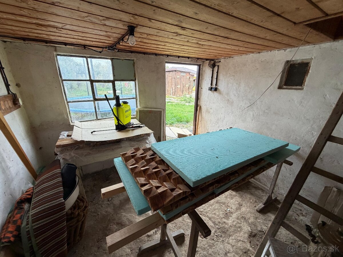 Na predaj rodinný dom s veľkým pozemkom, Pata - 16