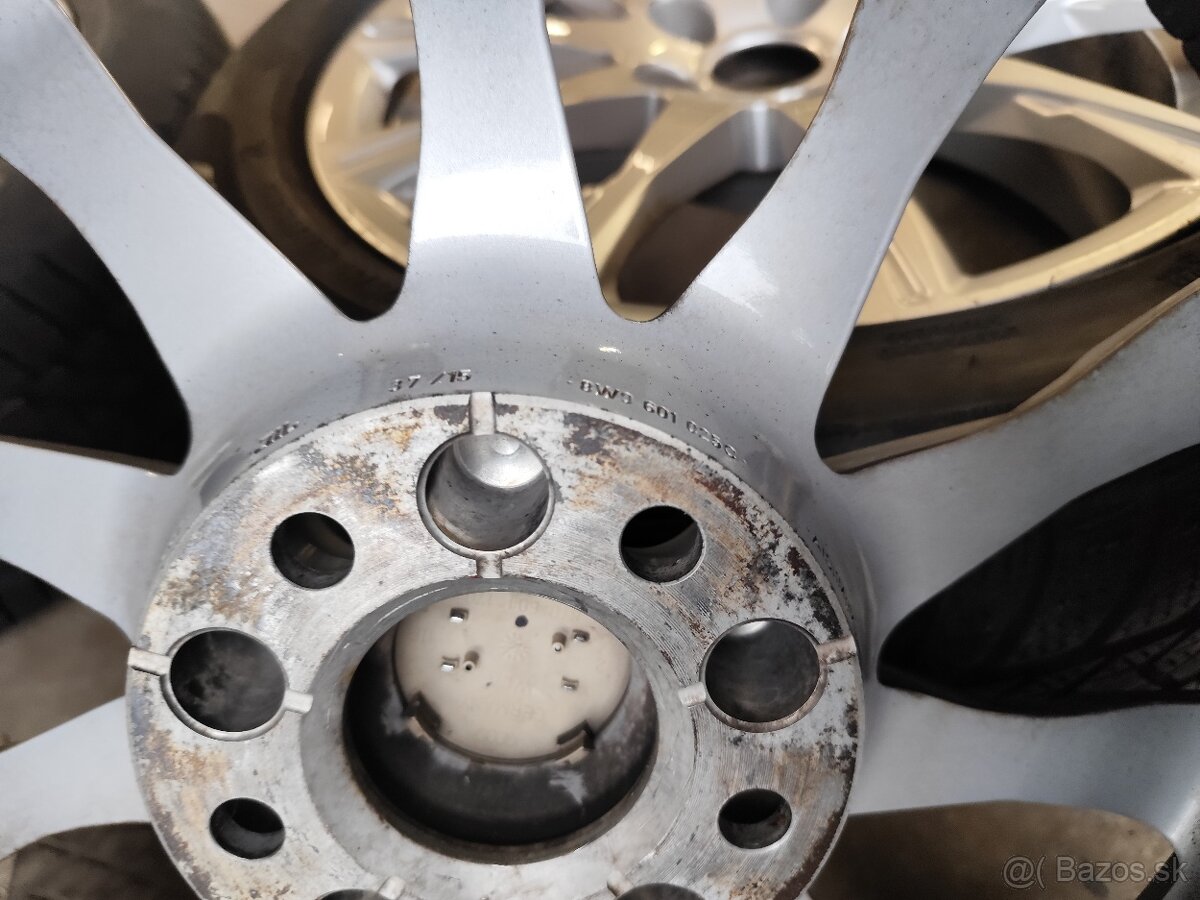 Audi sada alu +pneu 17" - 16