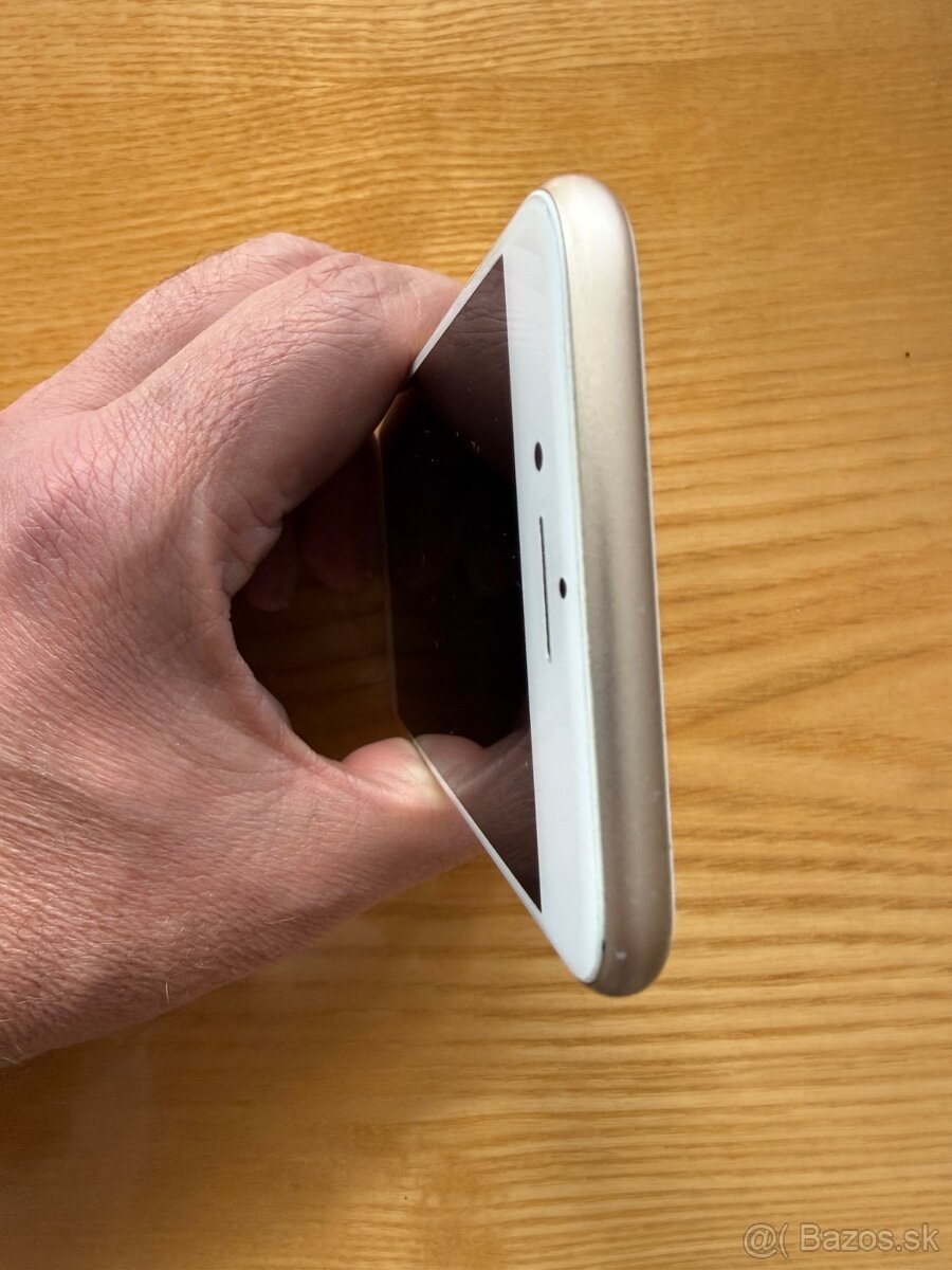 Predam iPhone 7Plus a iPhone 7 (128GB) - 16