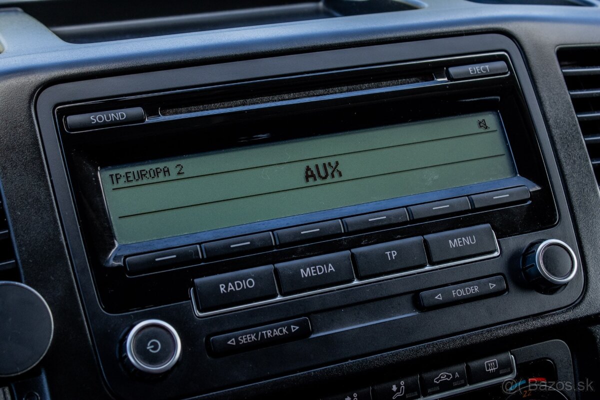 Volkswagen Caravelle 2.0 TDI LR Comfortline / 9 MIEST - 16