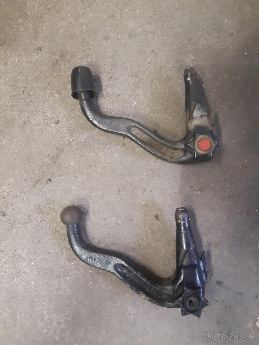 AUDI A8 D2 4.2 228kw krátká i long - díly - 16