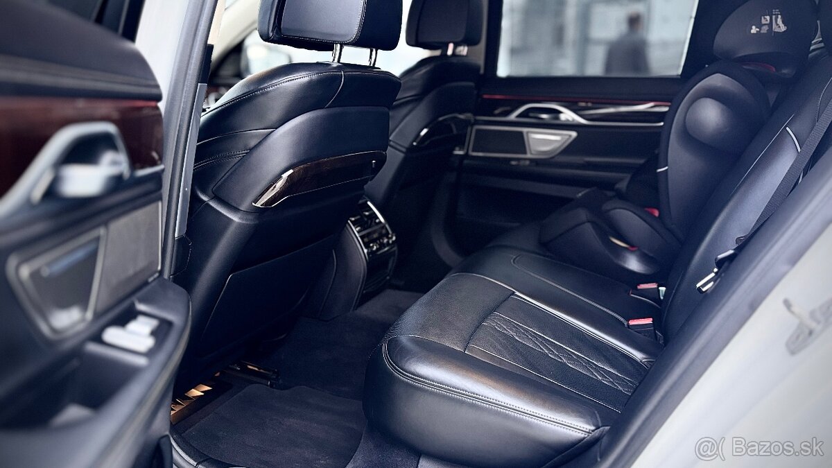 BMW Rad 7 730d xDrive AT 195kW - 16