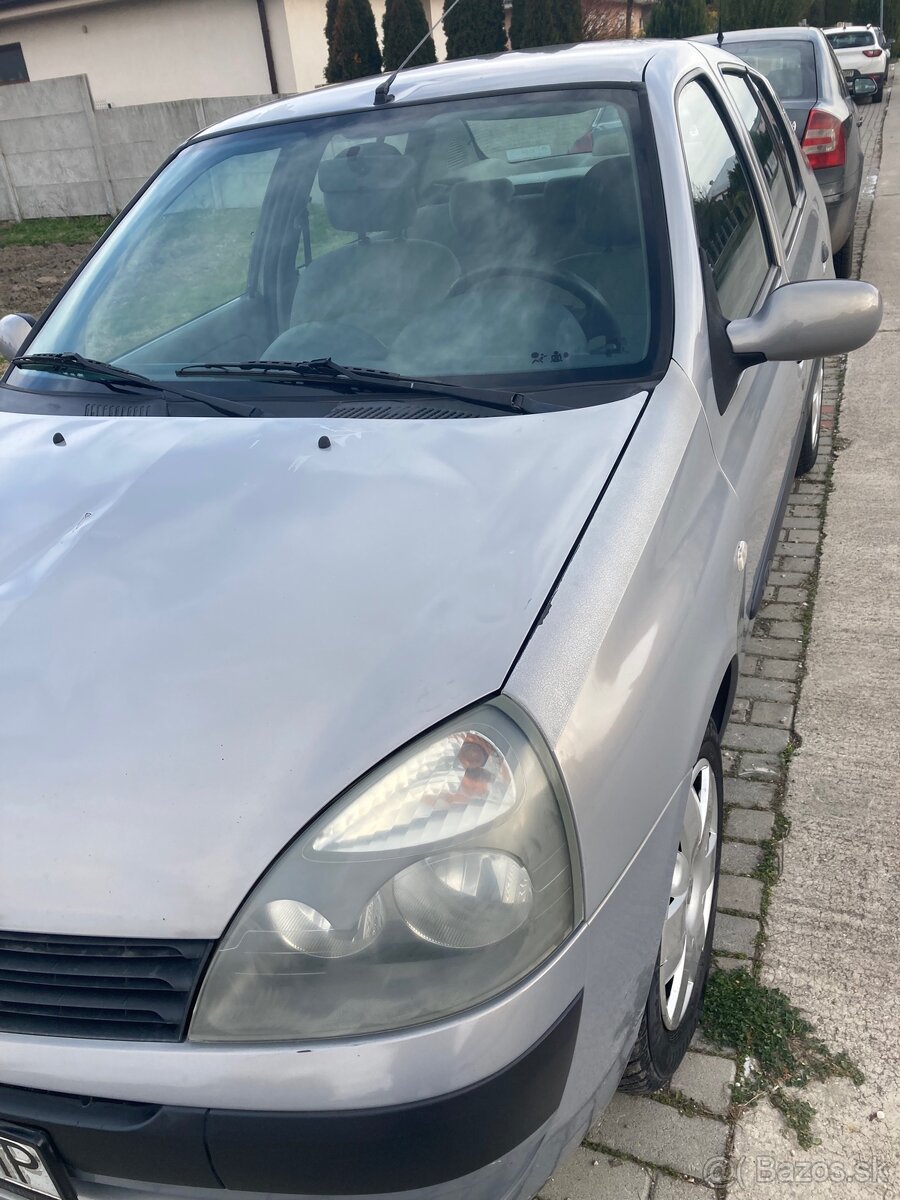 Renault Thália - 16