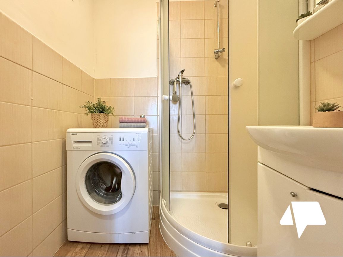 Prenájom, 2 izbový byt s balkónom -skvelá lokalita, Zlaté Mo - 16