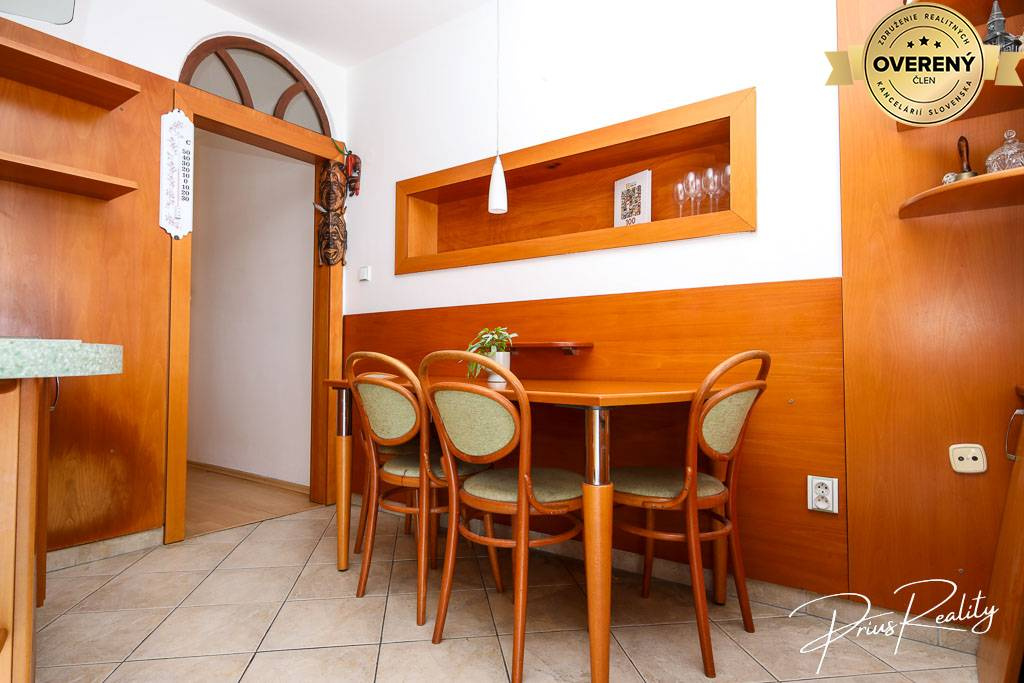 ZNÍŽENÁ CENA Veľkometrážny 3-izbový byt, 105m2, Trenčín - 16