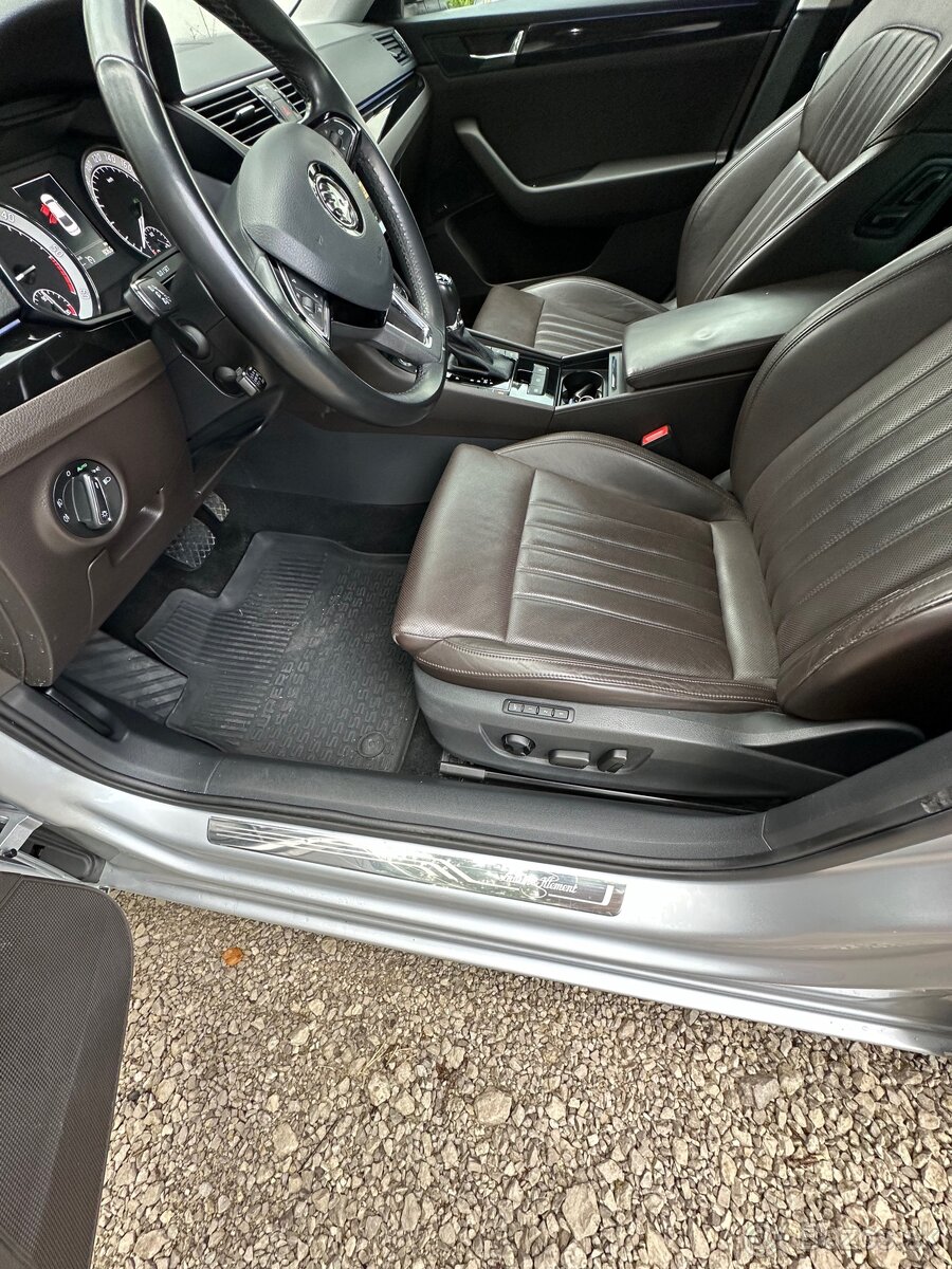 Škoda superb 3 L&K 140kw 4x4 - 16