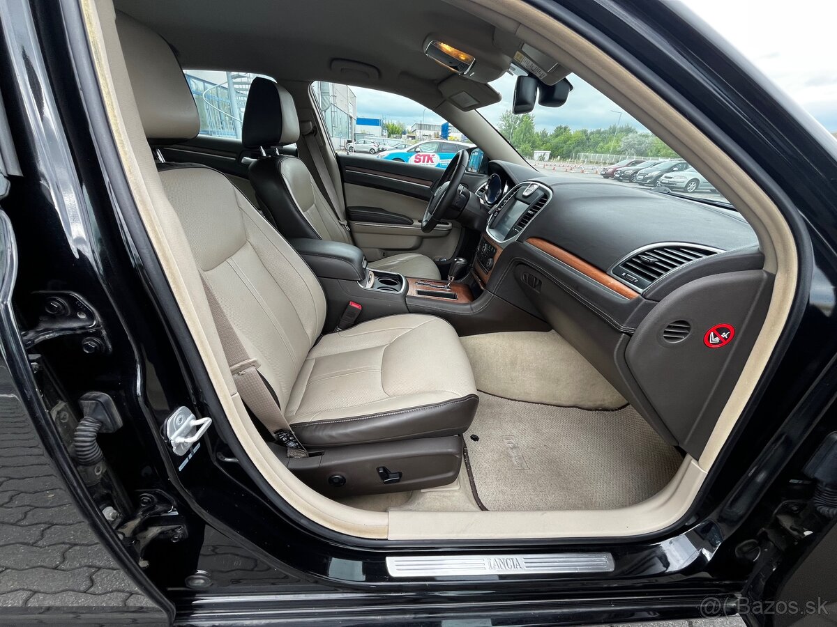 Lancia Thema 3.0, Chrysler 300C,176 kw, Automat - 16