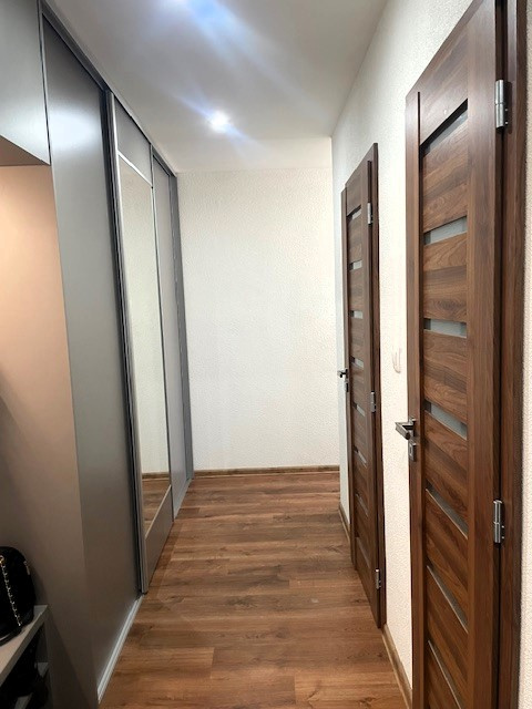 Luxusný 2i byt s 3 lodžiami na Krčulovej v Brezne - 16