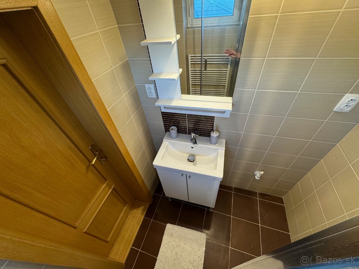 🏡 NA PREDAJ – 4-izbový byt s TERASOU, LOGGIOU, PARKOVANÍM - 16