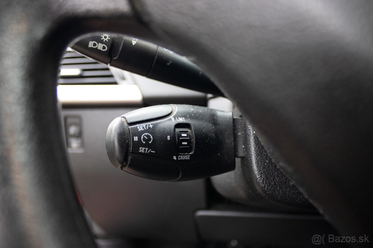 Peugeot 207 1.4e 16V VTi Classic Pack - 16