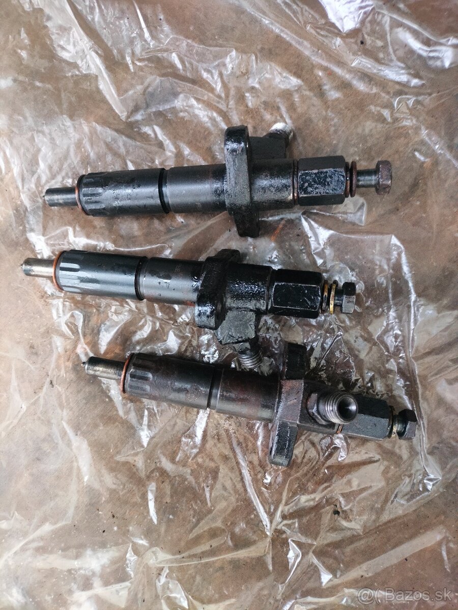 ČÍNSKÝ MOTOR LAIDONG - 3 válec - 16