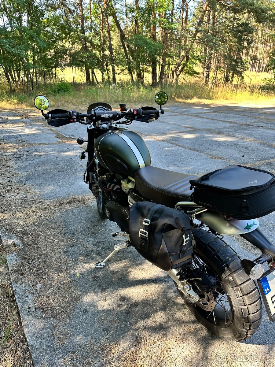 Triumph Scrambler 1200 - 16