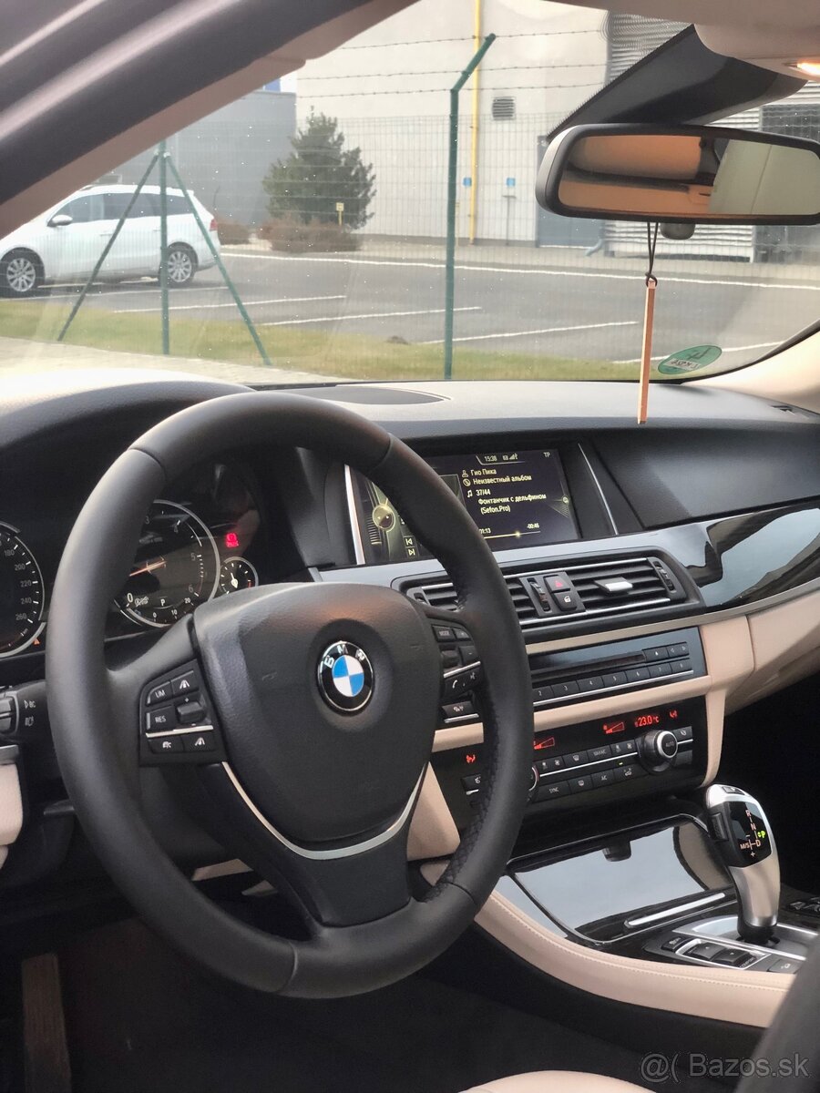 BMW 530d xDrive - 16