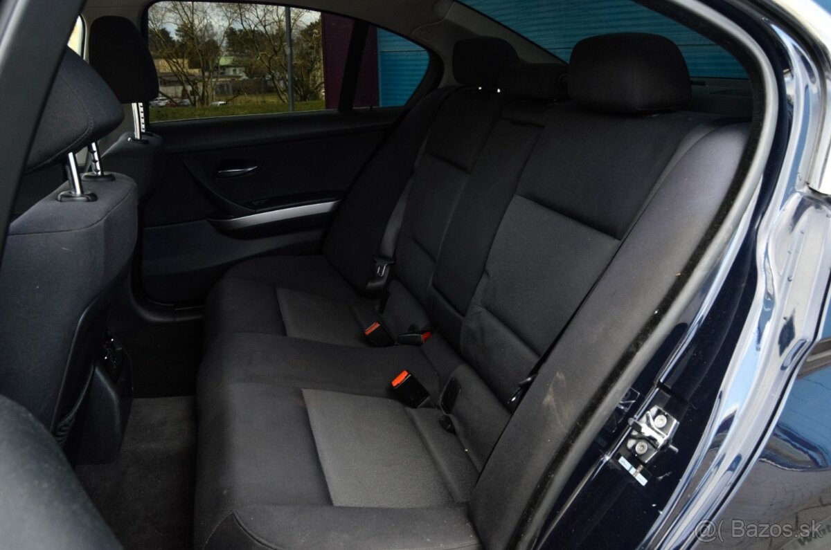 BMW E90 Rad 3 325 i A/T - 16