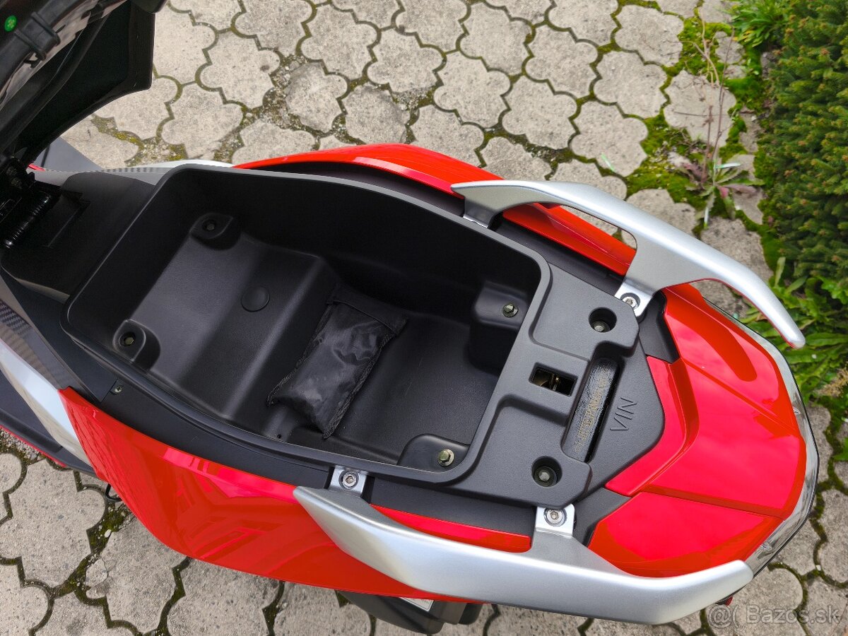 MOTORRO EASYMAX 125 NOVY - 16