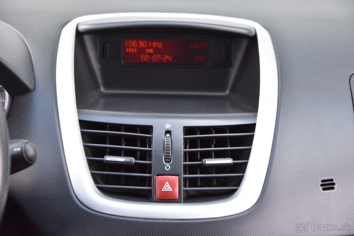 Peugeot 206 + 1.4 Magic - 16