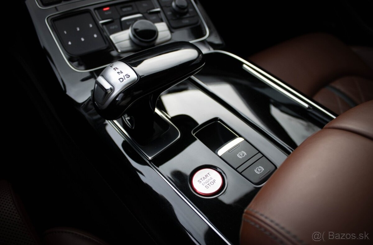 Audi S8 / SVK auto / TOP STAV / - 16
