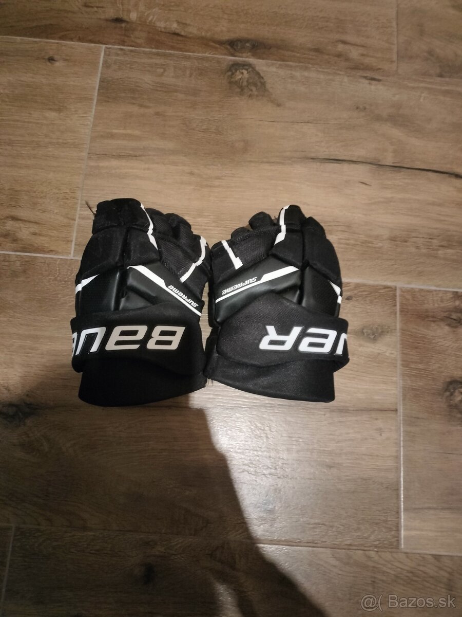 Hokejová výstroj - 16