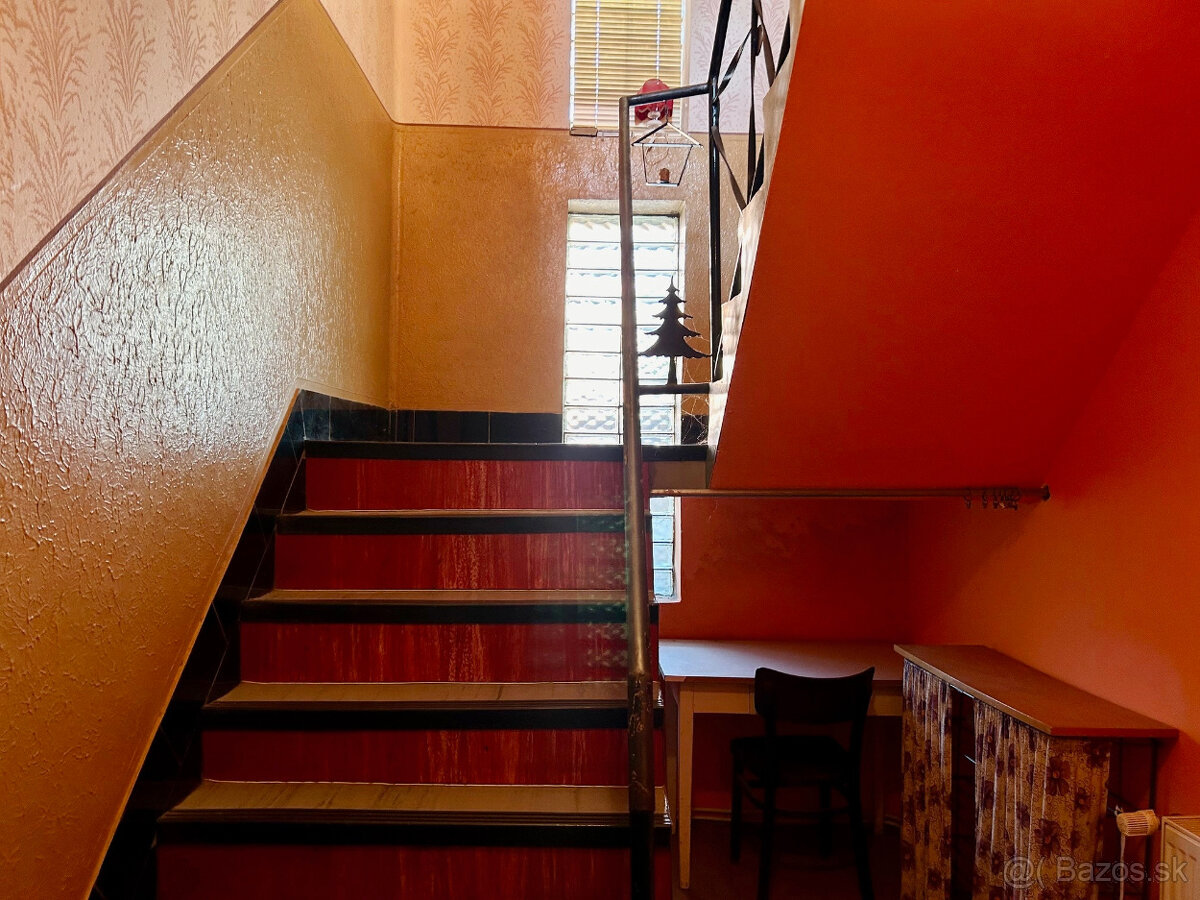 Na predaj čiastočne rekonštruovaný 4-izb. RD s garážou. - 16